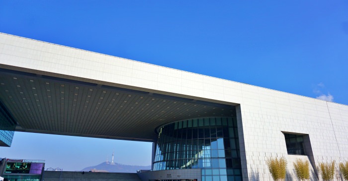 首爾免費景點|國立中央博物館국립중앙박물관，超美建築跟大公園