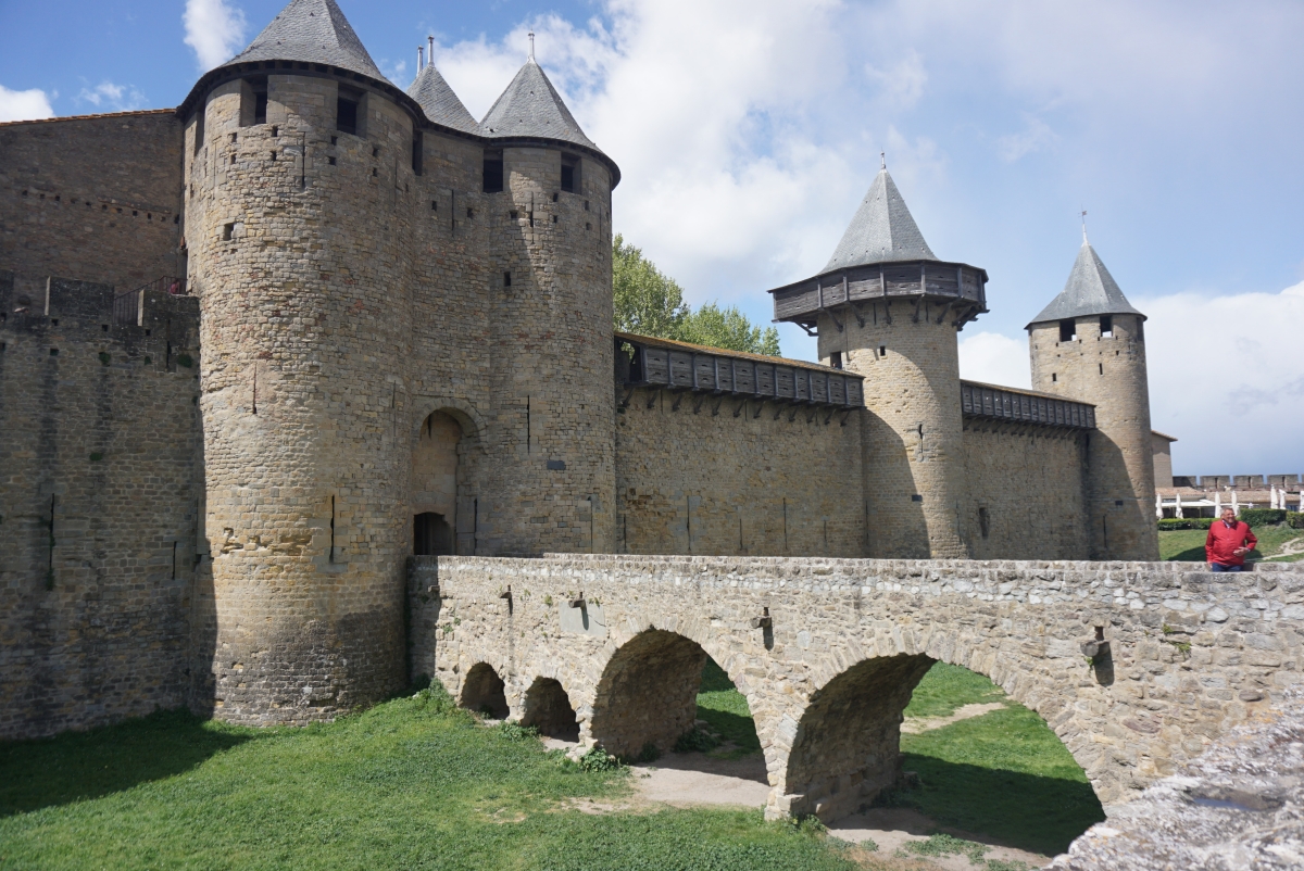 【法國卡爾卡松一日遊】Carcassone城堡門票/交通，2千年中世紀古城